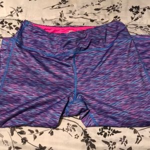 Crop work out pants!!